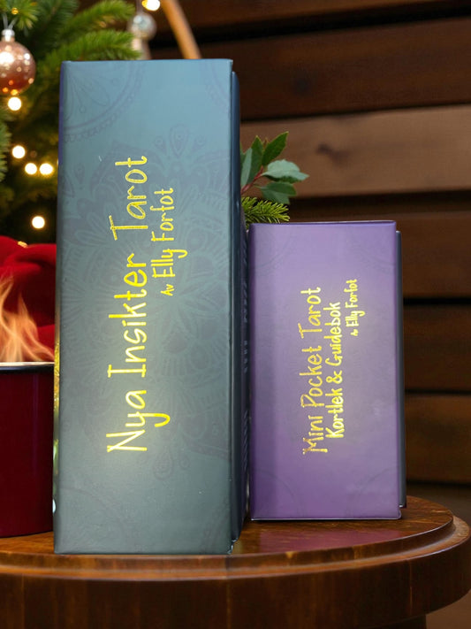 Julklappserbjudande: Nya Insikter Tarot – Kit (fullstorlek + mini)🇸🇪